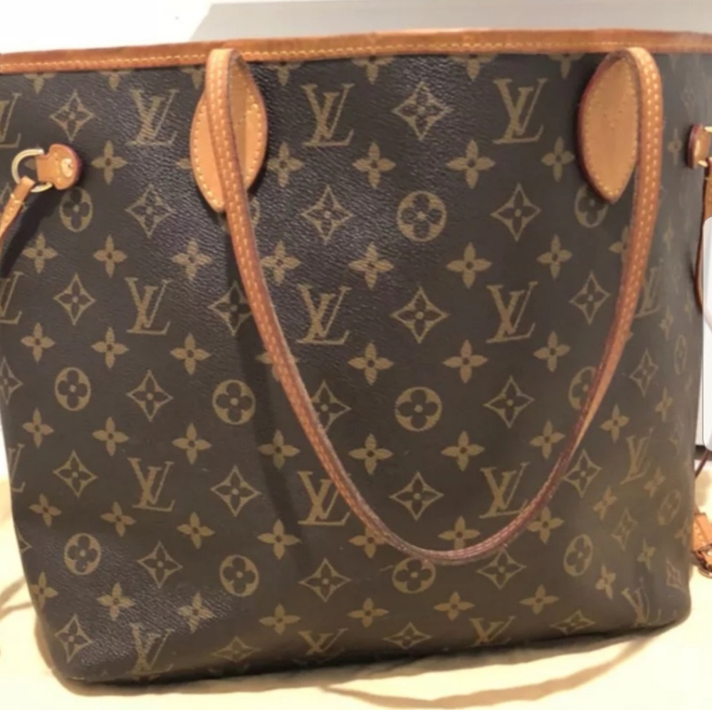 Authentic Louis Vuitton Neverfull MM